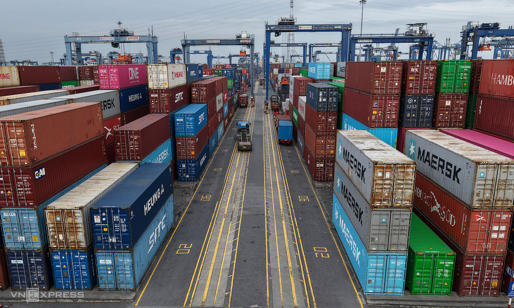 Mỹ Áp Dụng Thuế Tạm Thời 10% Và 3 Kịch Bản Xuất Khẩu Sau 150 Ngày