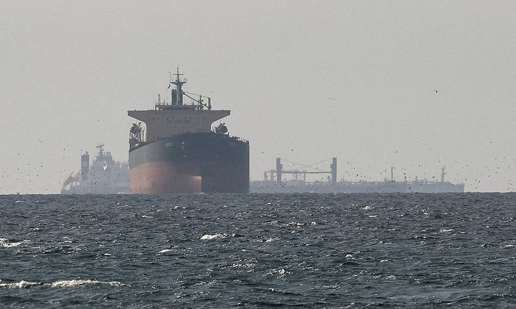 Diễn Biến Vận Tải Biển Qua Eo Biển Hormuz Trong Bối Cảnh Căng Thẳng Trung Đông
