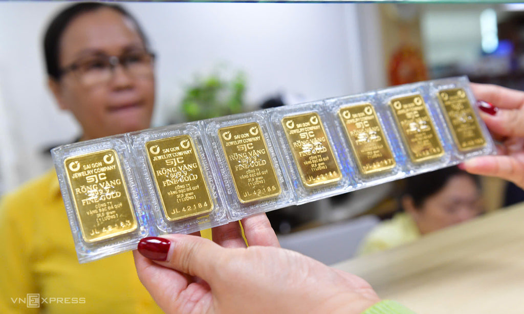 Thị Trường Vàng Toàn Cầu: Biến Động Mạnh Mẽ Giữa Bối Cảnh Kinh Tế và Địa Chính Trị Phức Tạp